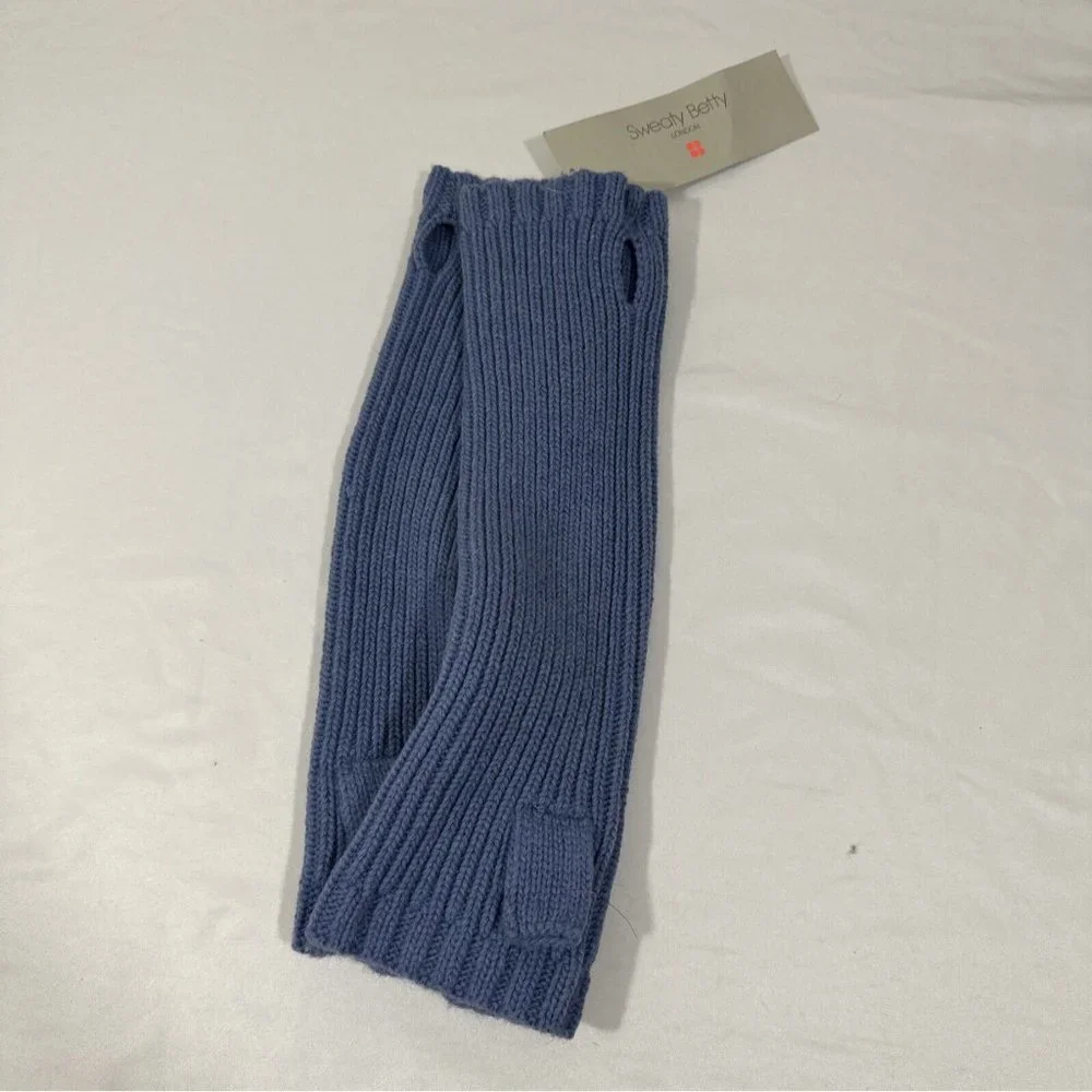 NWT Sweaty Betty Soft‎ Rib Fingerless Mittens Gloves in Dusk Blue
